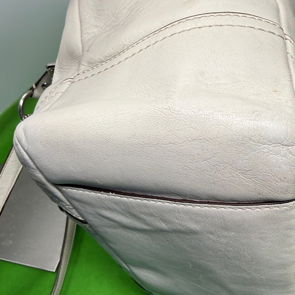 Coach F12343 Ivory and Gold Leather Bag - Picture 16 of 16